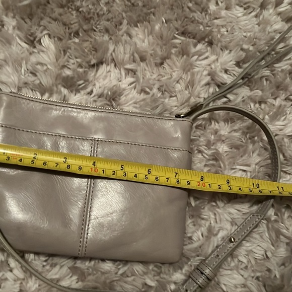 HOBO crossbody bag like brand new no stains perfect condition - Picture 10 of 12